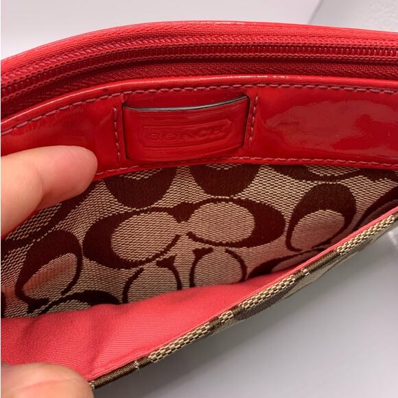 COACH Canvas Signature Wristlet with Card Slots - Picture 3 of 8